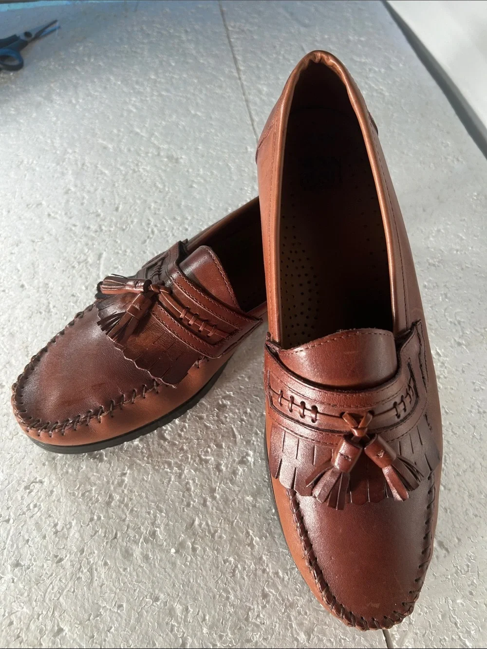 Nunn Bush SZ 10.5 Classic Brown Leather Kilt & Tassel Loafer Dress Office Casual